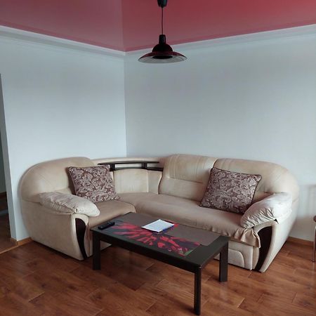 Apartment On Pribuzhskaya 2 Khmel'nyts'kyy Luaran gambar